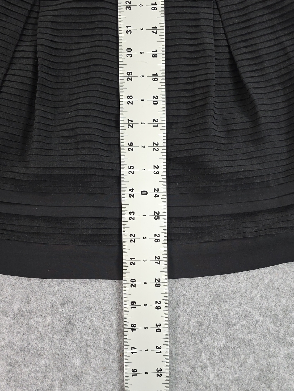 Diane Von Furstenberg 100% Silk Strapless Black Pleated Bandage Dress - Picture 7 of 9
